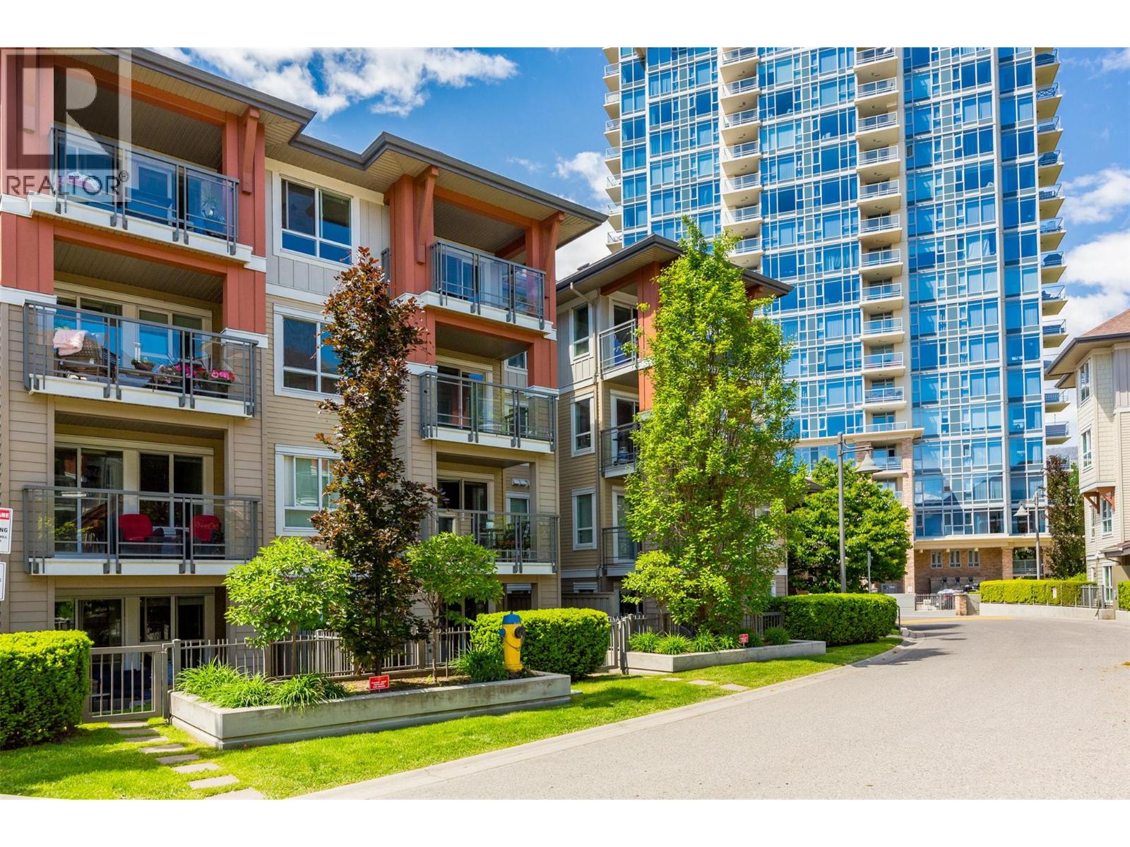 319 1083 Sunset Drive, Kelowna