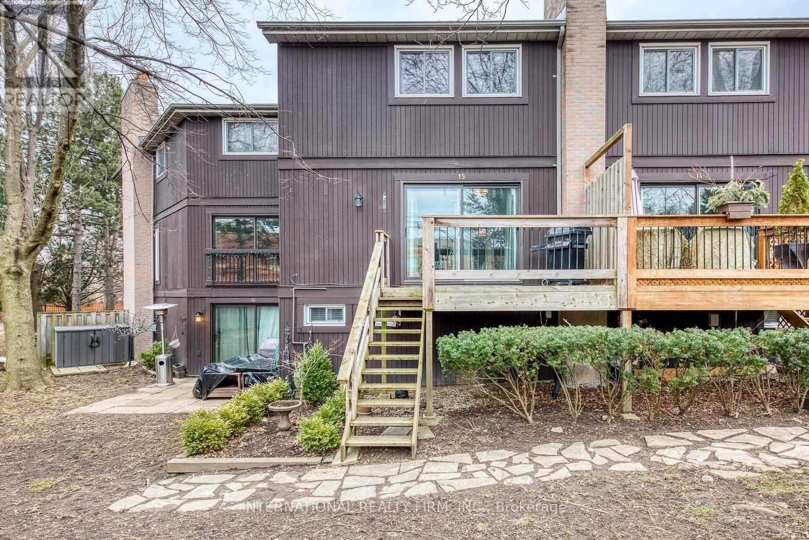 Photo 22 of 15 6855 Glen Erin Drive, Mississauga ON