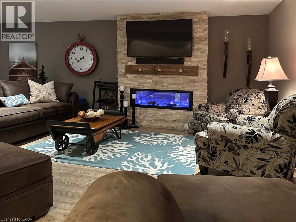 Photo 34 of 70 Kolbe Drive, Port Dover ON