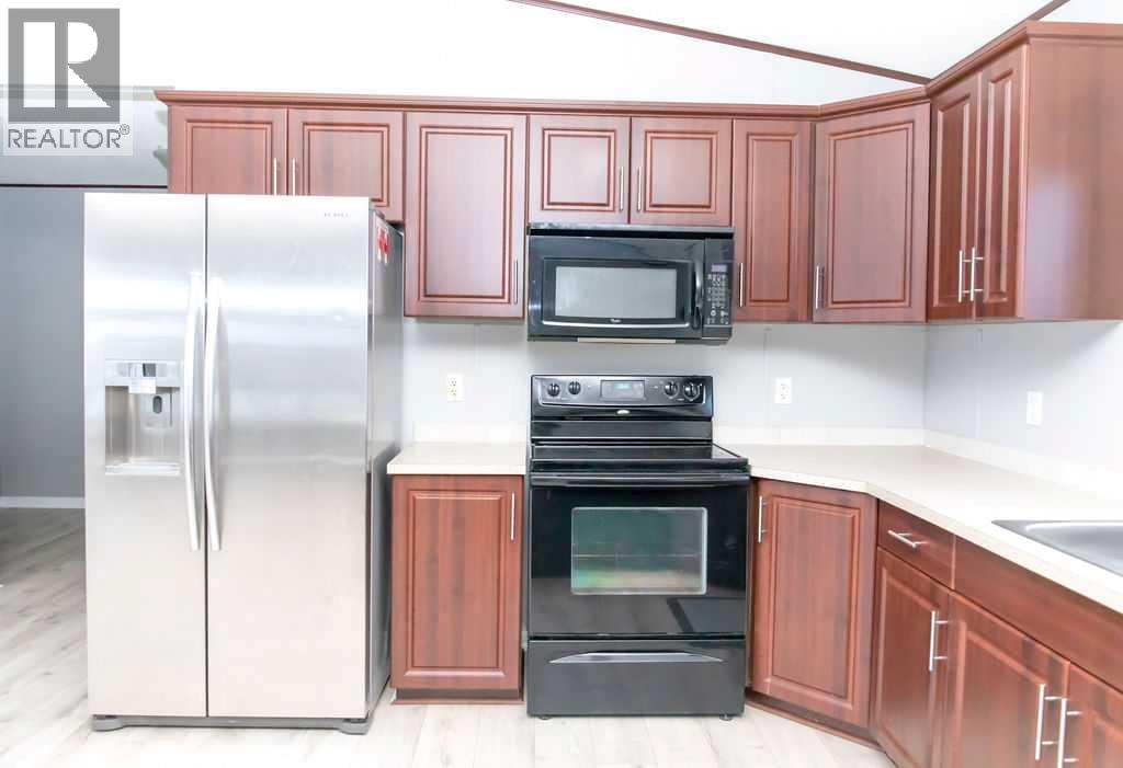 Photo 11 of 209 Greely Road, Fort Mcmurray AB