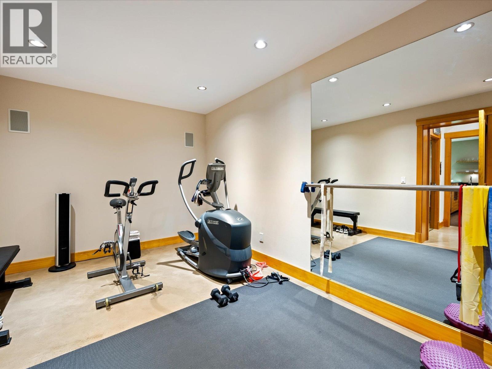 2341 GONDOLA WAY, Whistler