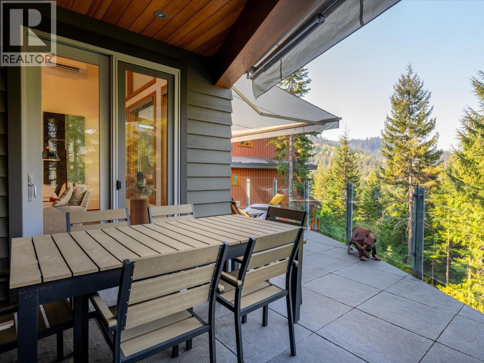 2341 GONDOLA WAY, Whistler