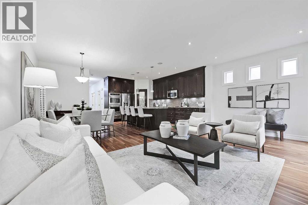 Photo 17 of 2045 48 Avenue Sw, Calgary AB