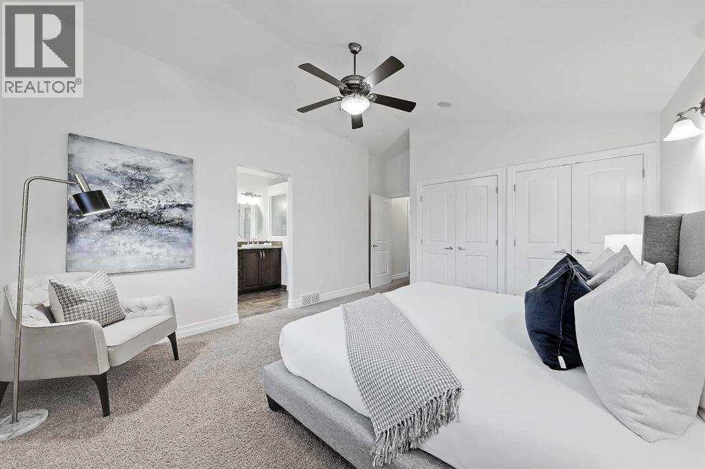 Photo 24 of 2045 48 Avenue Sw, Calgary AB