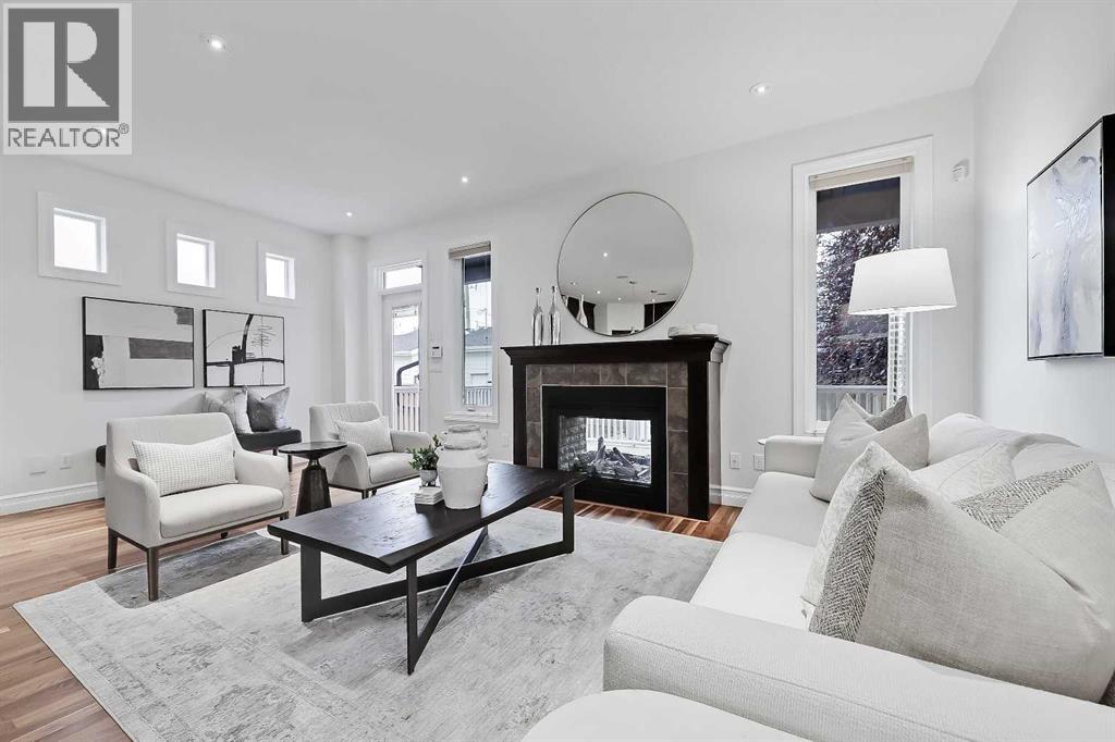 Photo 18 of 2045 48 Avenue Sw, Calgary AB