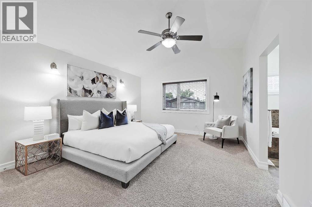 Photo 22 of 2045 48 Avenue Sw, Calgary AB