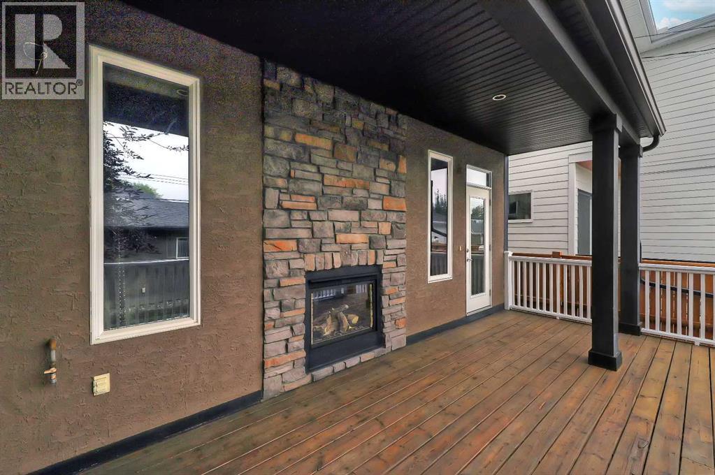 Photo 40 of 2045 48 Avenue Sw, Calgary AB