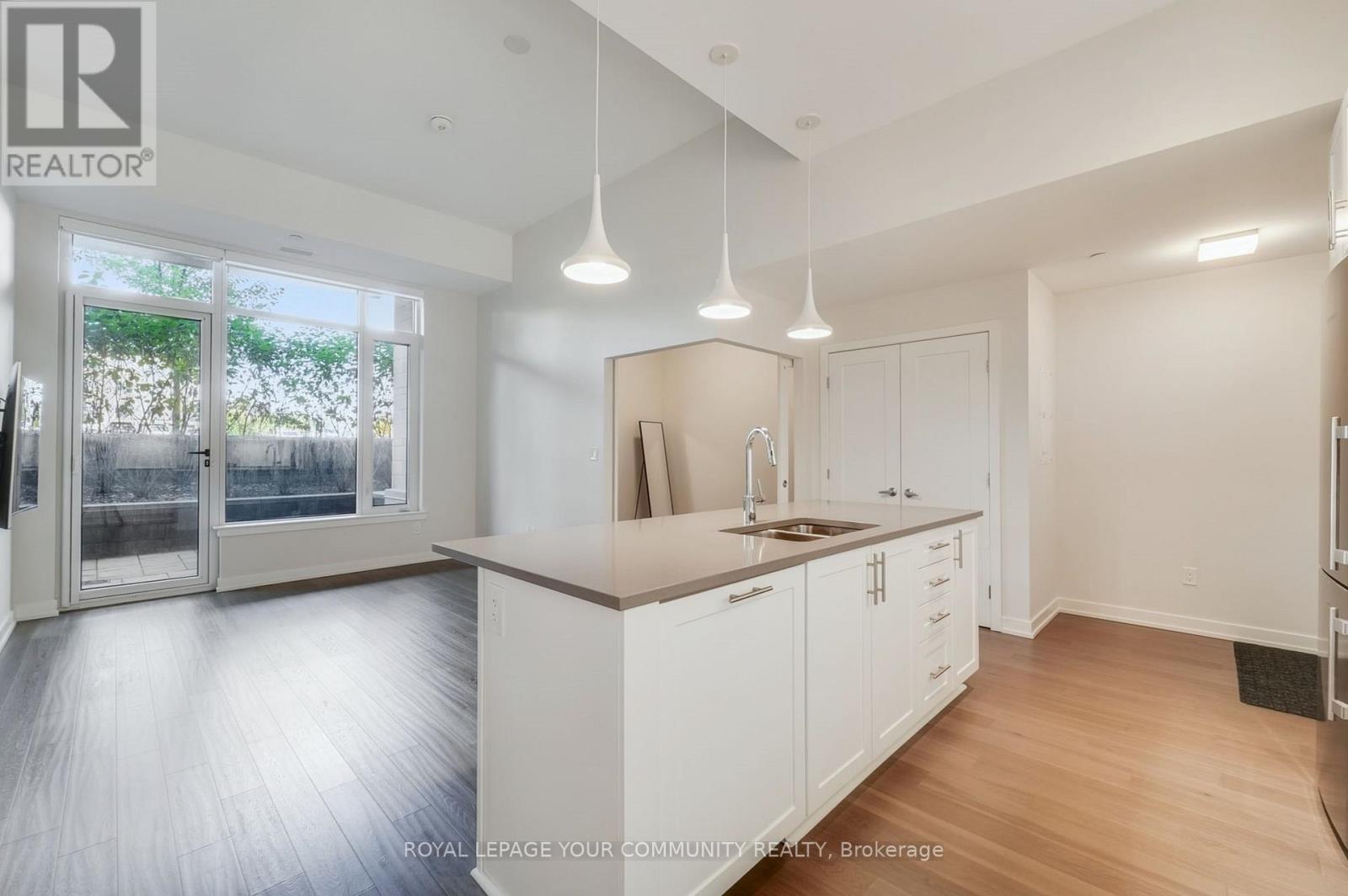 Photo 9 of 108 570 De Mazenod Avenue, Ottawa ON