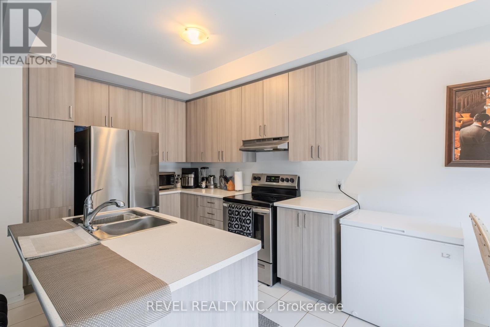 Photo 11 of 11 520 Grey Street, Brantford ON