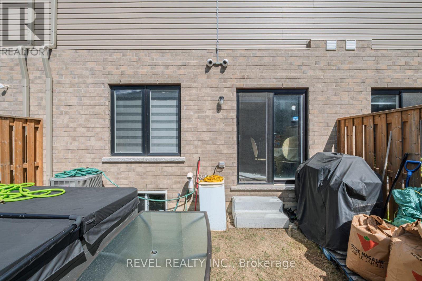 Photo 28 of 11 520 Grey Street, Brantford ON
