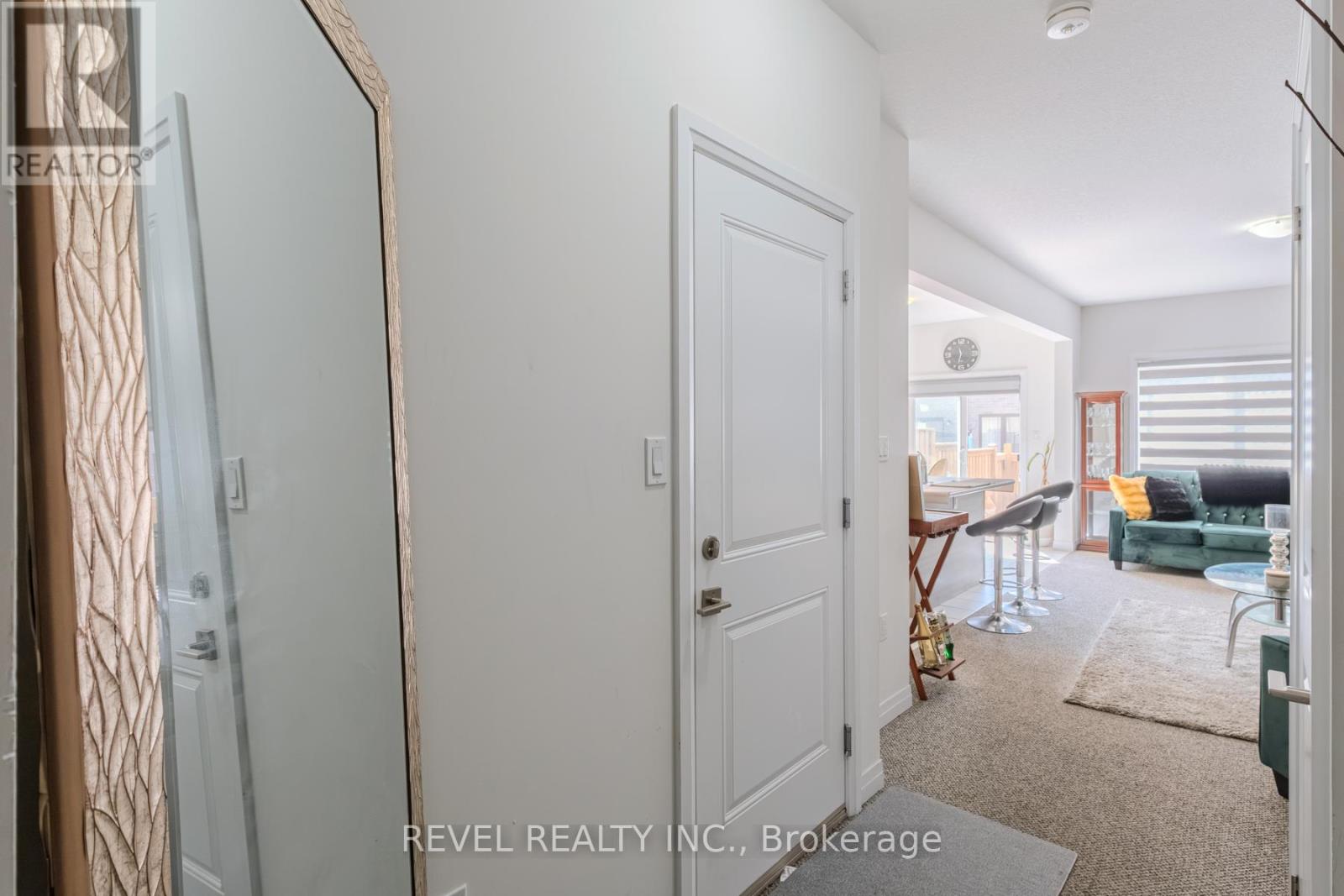 Photo 5 of 11 520 Grey Street, Brantford ON