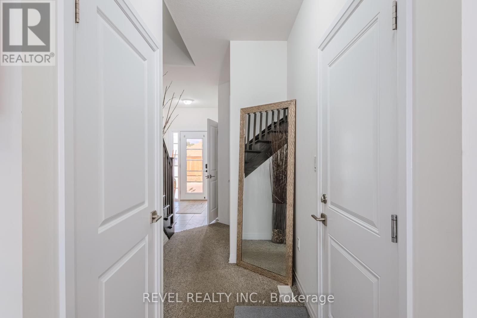 Photo 6 of 11 520 Grey Street, Brantford ON