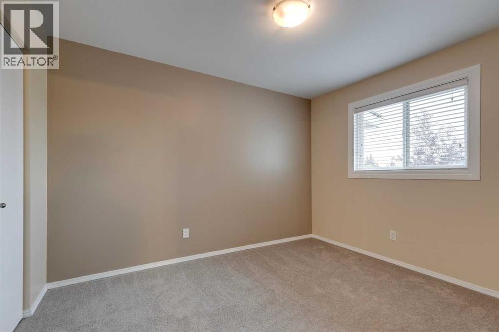 Photo 18 of 5 3015 51 Street Sw, Calgary AB