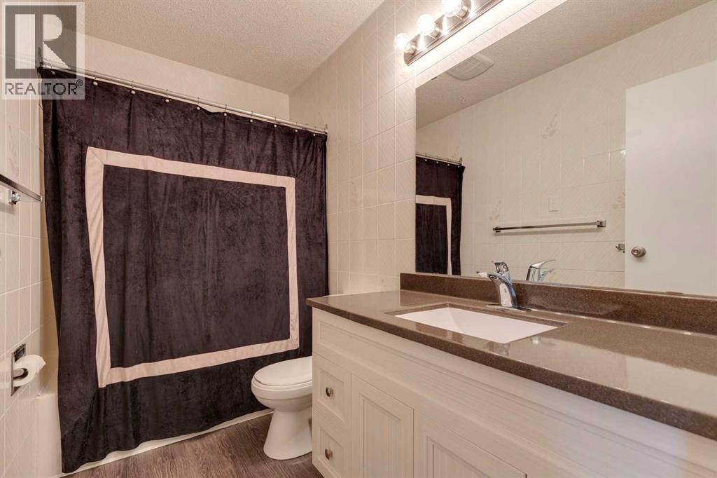 Photo 23 of 5 3015 51 Street Sw, Calgary AB