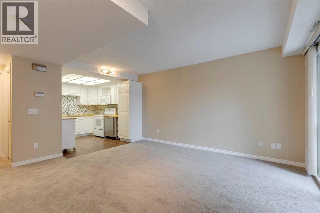 Photo 9 of 5 3015 51 Street Sw, Calgary AB