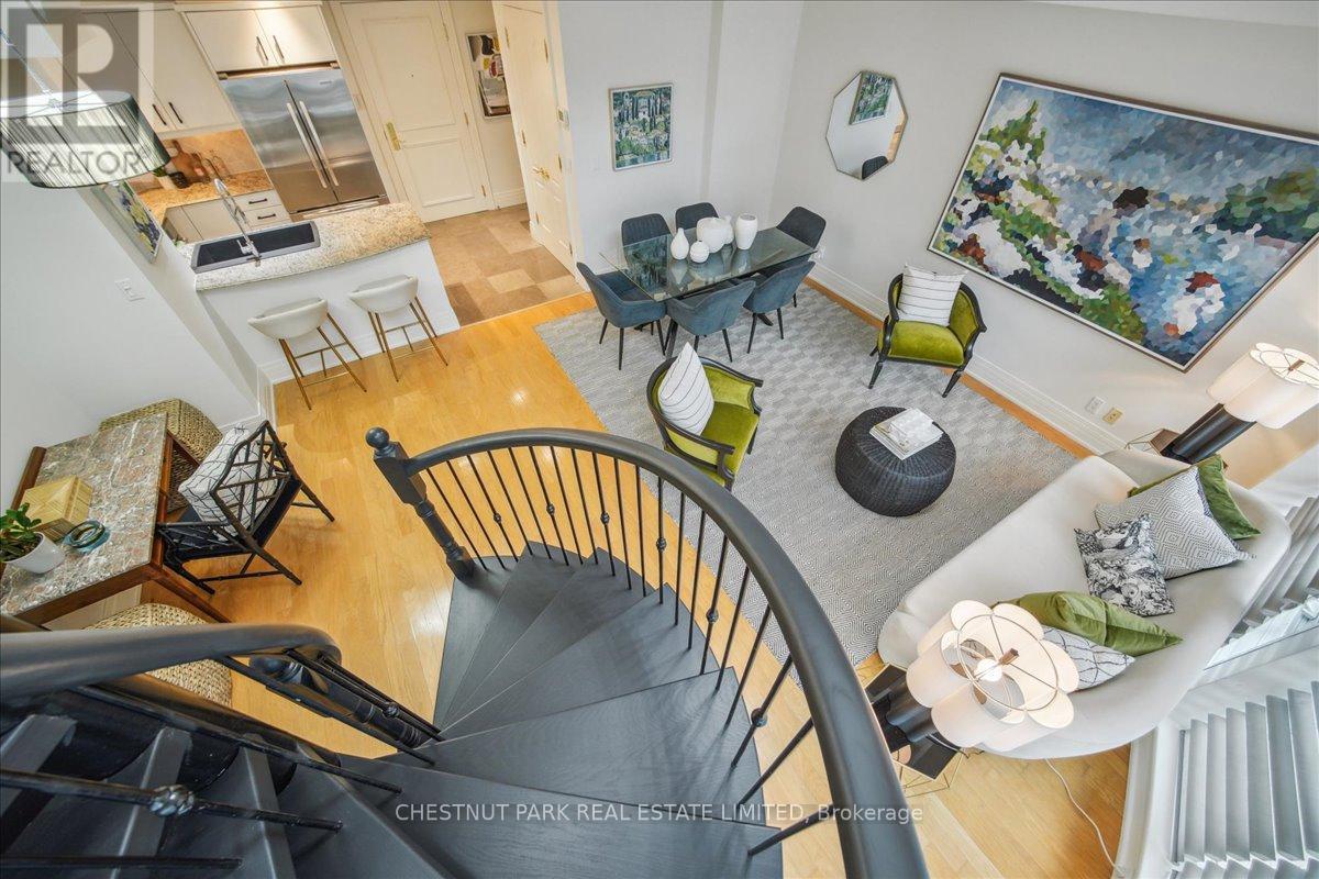 Photo 15 of 203 33 Delisle Avenue, Toronto ON