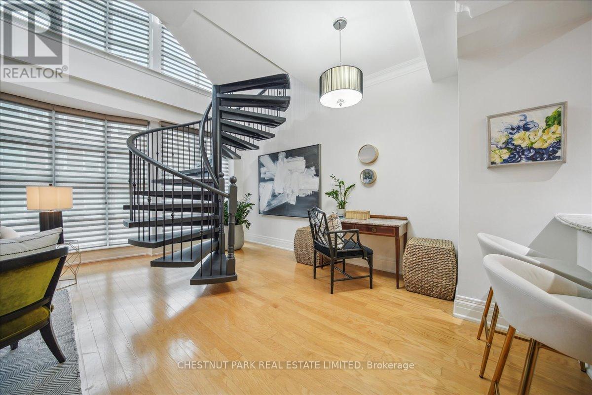 Photo 8 of 203 33 Delisle Avenue, Toronto ON