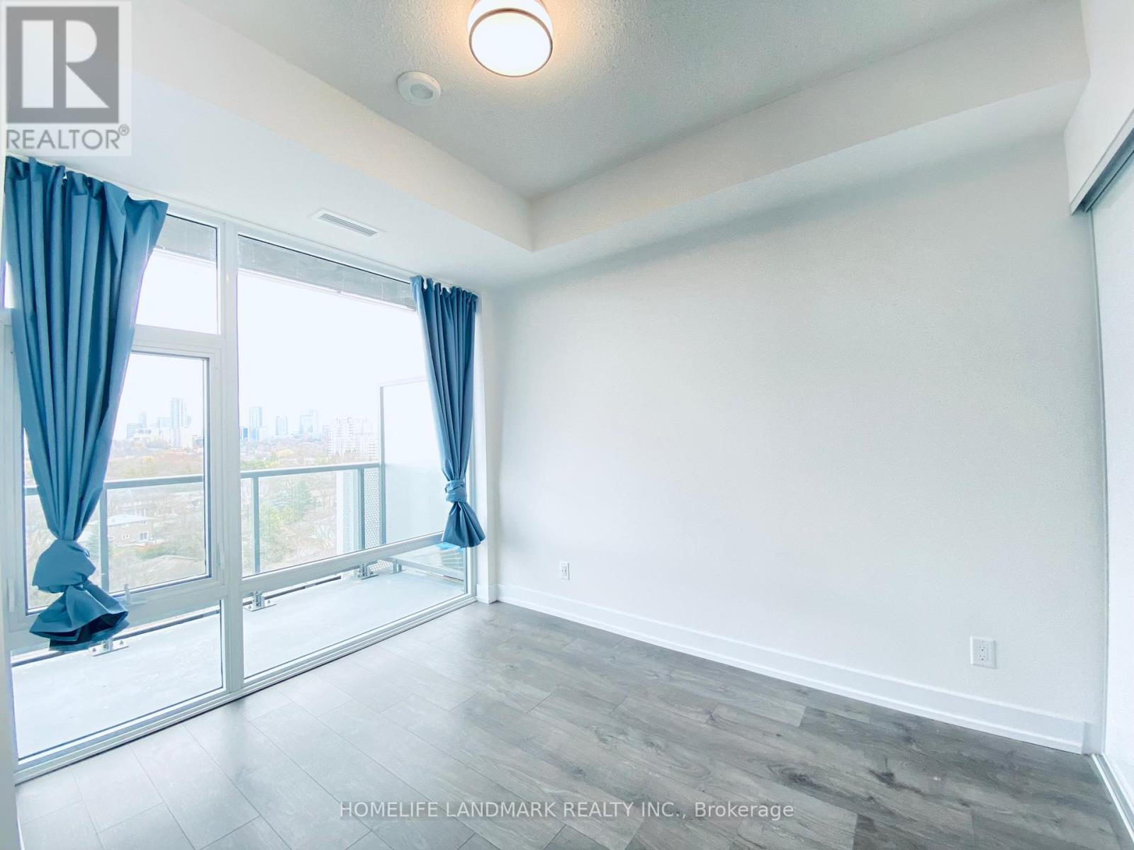 Photo 7 of 1240 25 Adra Grado Way, Toronto ON