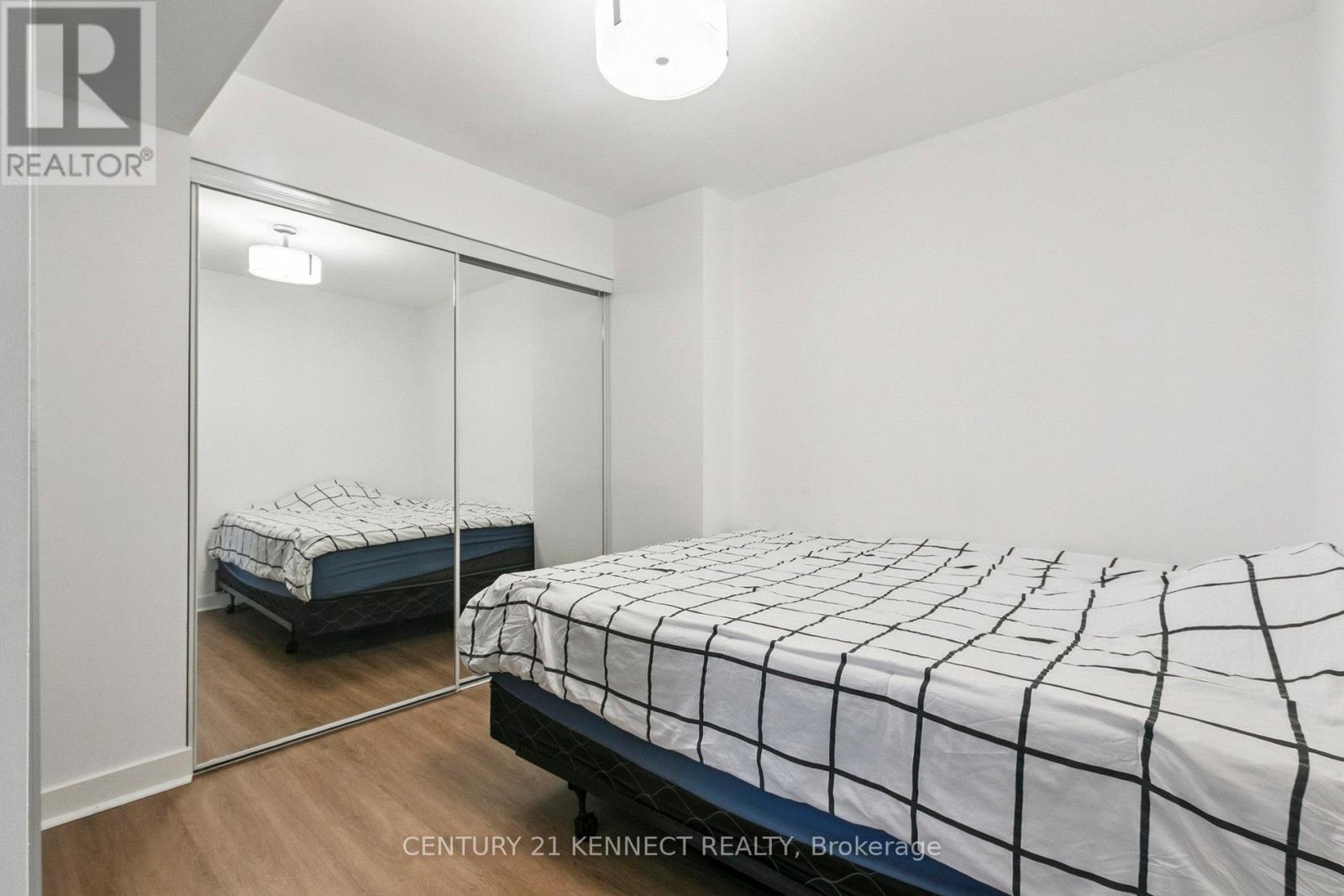 Photo 16 of 1502 80 Western Battery Road, Toronto ON