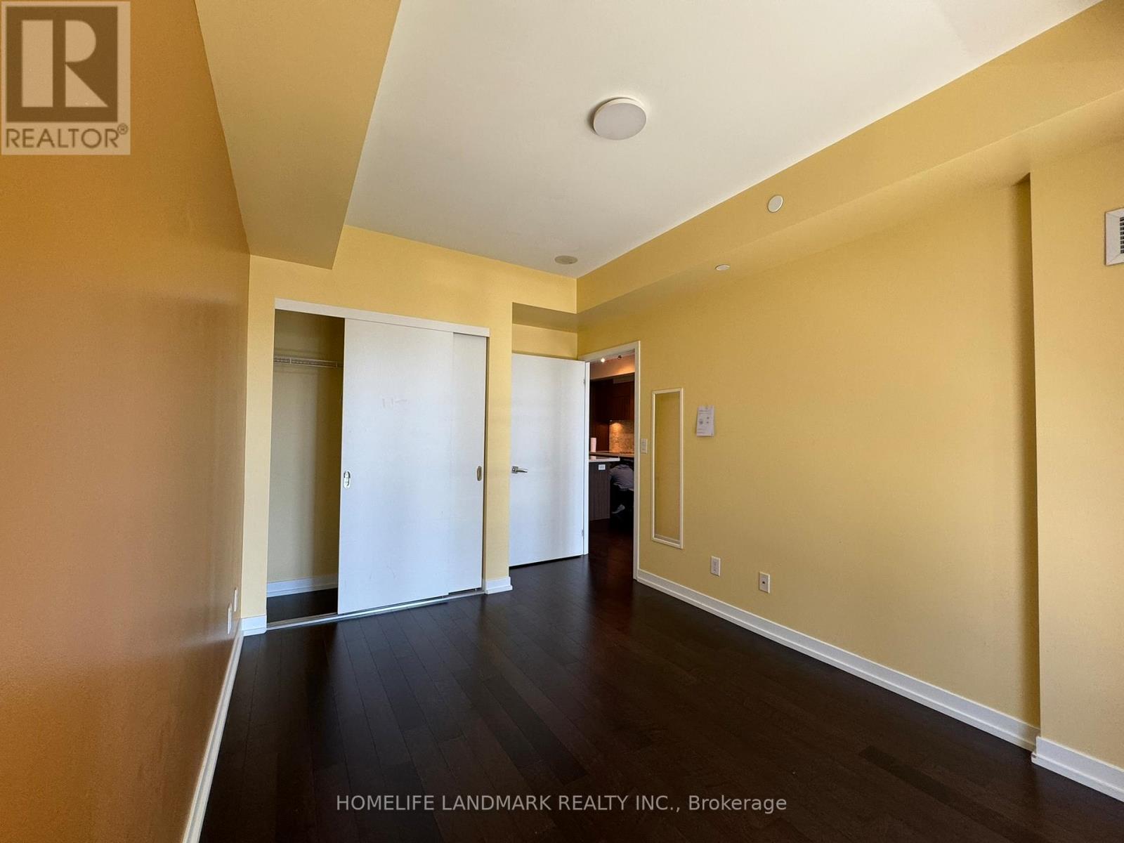 Photo 11 of 3010 21 Widmer Street, Toronto ON