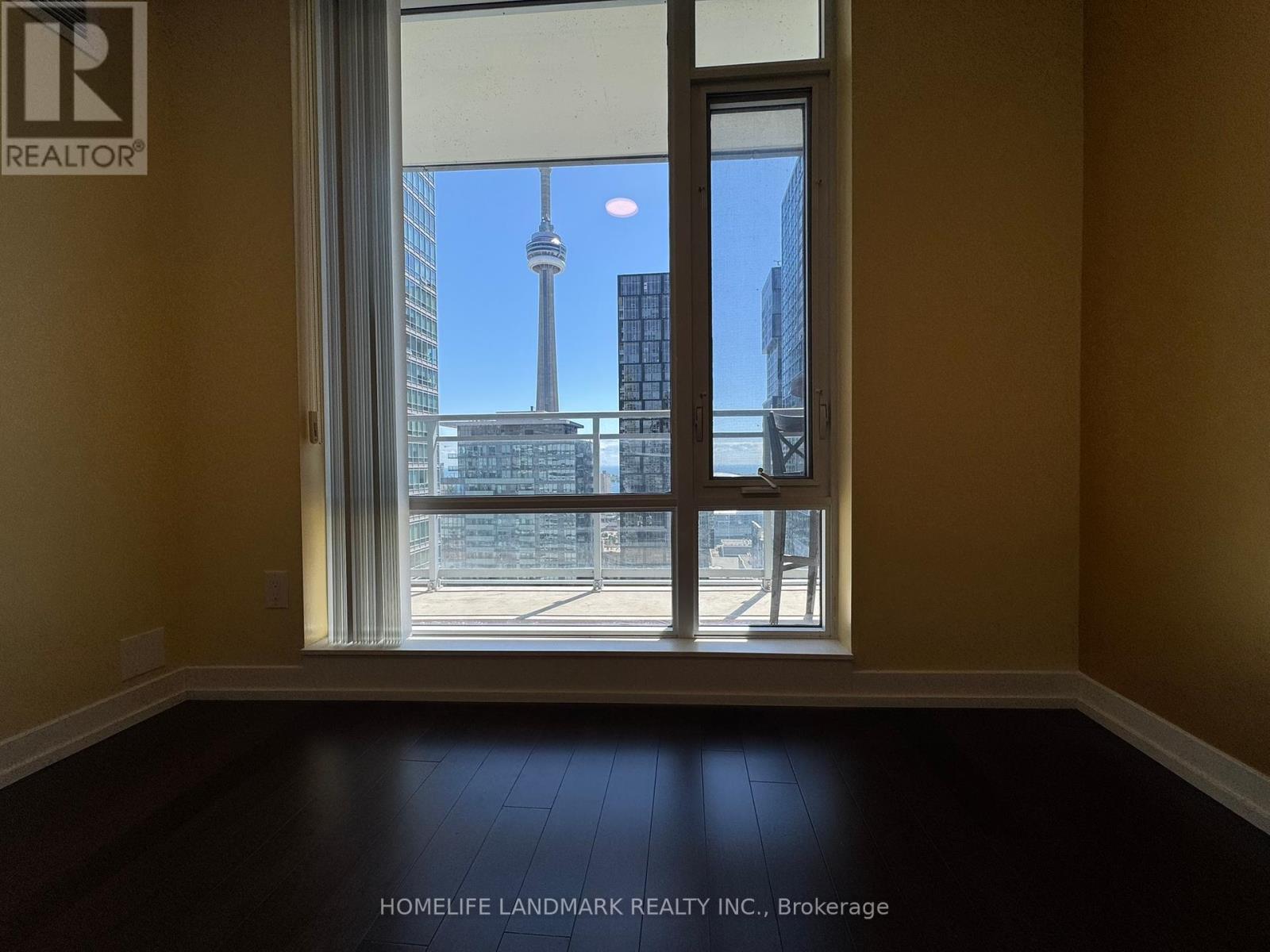 Photo 12 of 3010 21 Widmer Street, Toronto ON