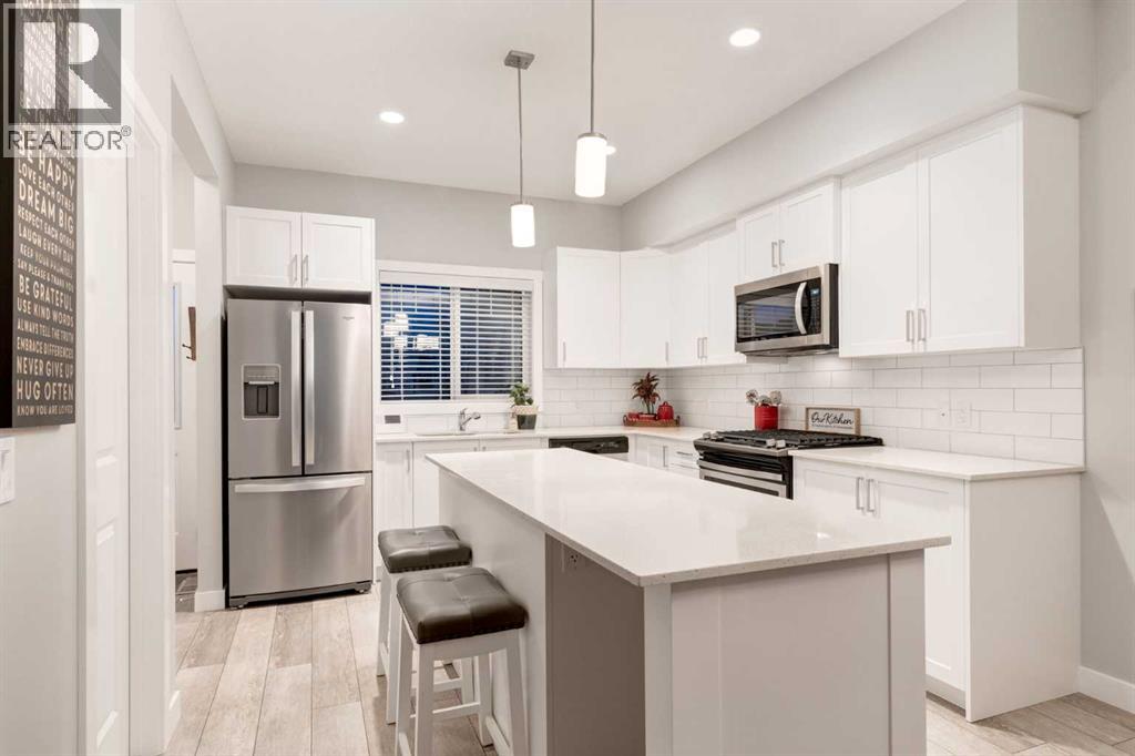 Photo 7 of 1136 Midtown Lane Sw, Airdrie AB