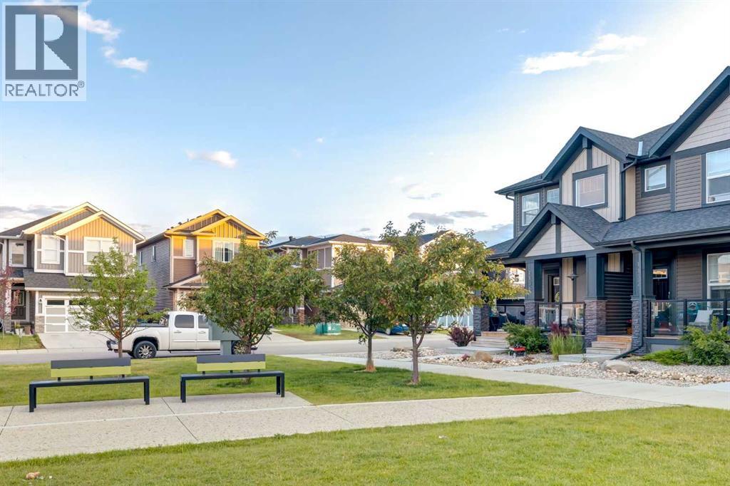 Photo 40 of 1136 Midtown Lane Sw, Airdrie AB
