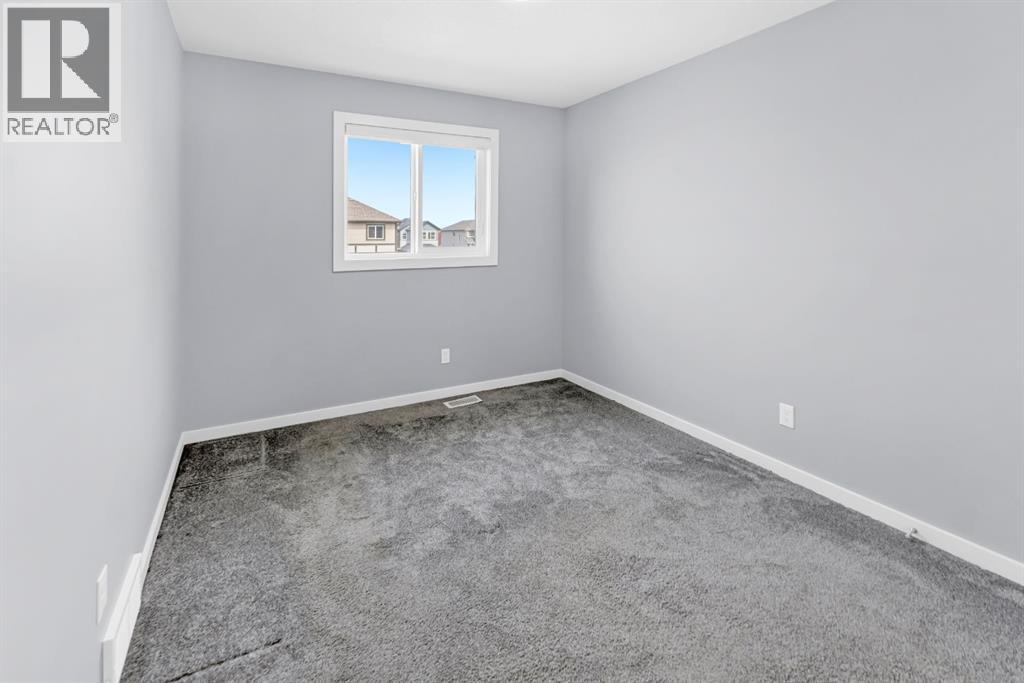 Photo 13 of 310 Savanna Terrace Ne, Calgary AB