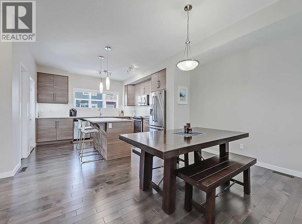Photo 10 of 117 Nolancrest Common Nw, Calgary AB