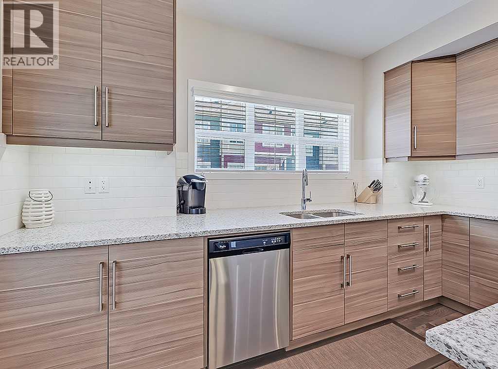 Photo 5 of 117 Nolancrest Common Nw, Calgary AB