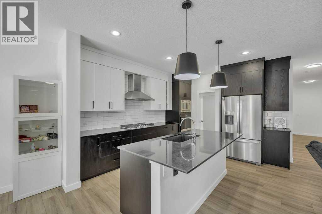 Photo 13 of 1098 Midtown Avenue Sw, Airdrie AB