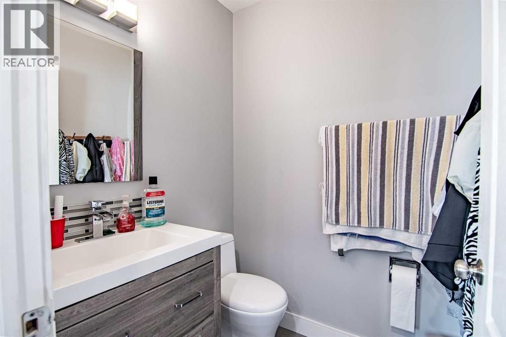 Photo 22 of 93 Ellenwood Drive, Red Deer AB