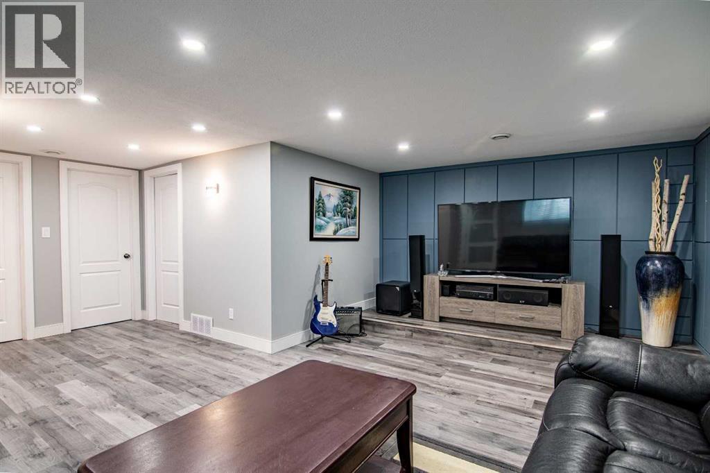Photo 28 of 93 Ellenwood Drive, Red Deer AB
