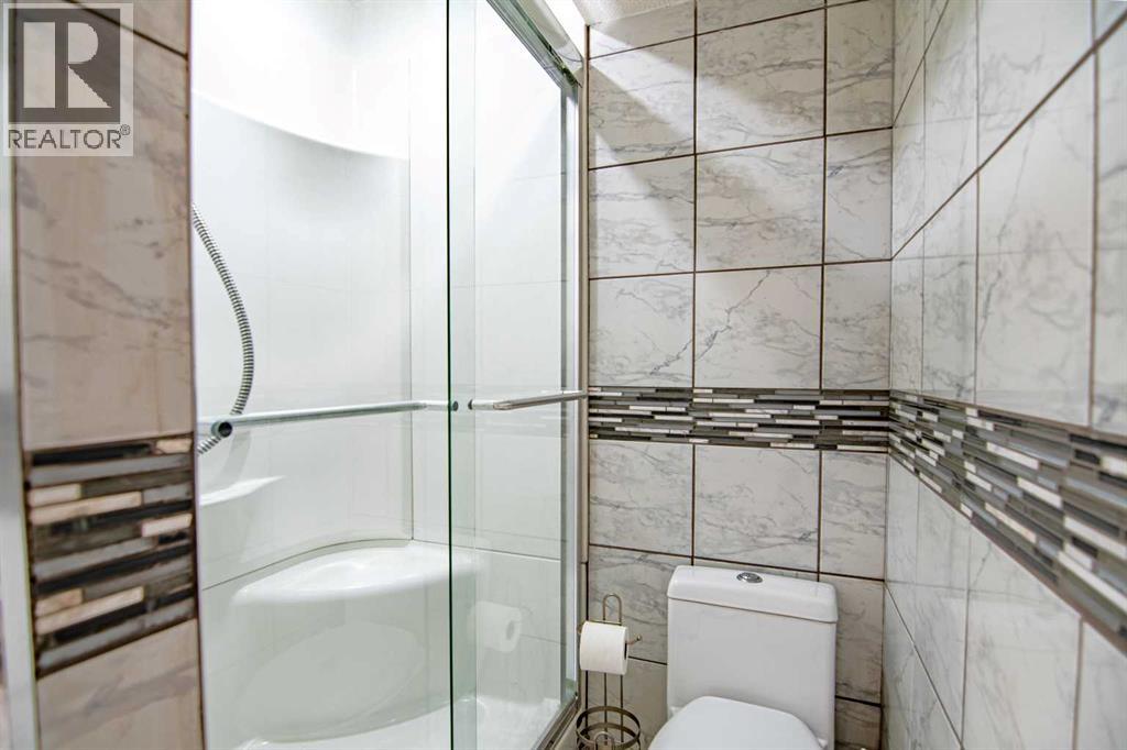 Photo 32 of 93 Ellenwood Drive, Red Deer AB