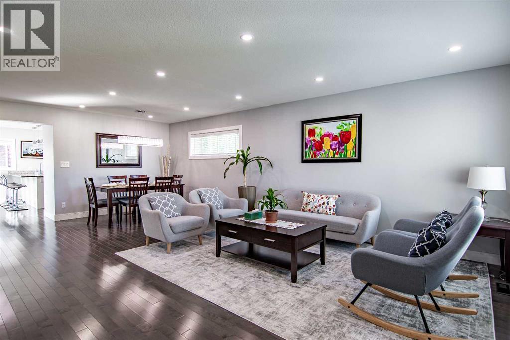 Photo 7 of 93 Ellenwood Drive, Red Deer AB