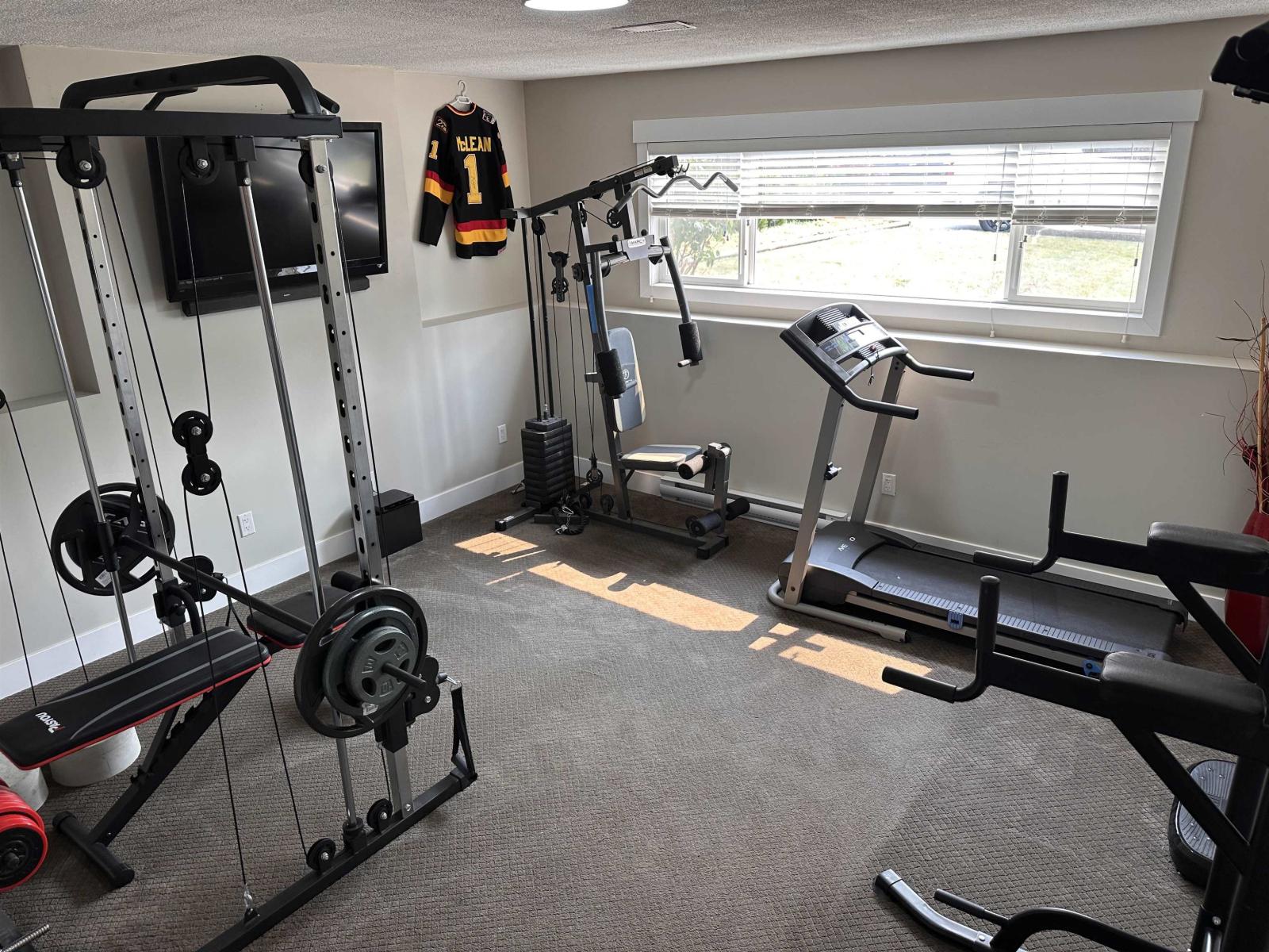 Photo 18 of 3785 Robson Drive, Abbotsford BC