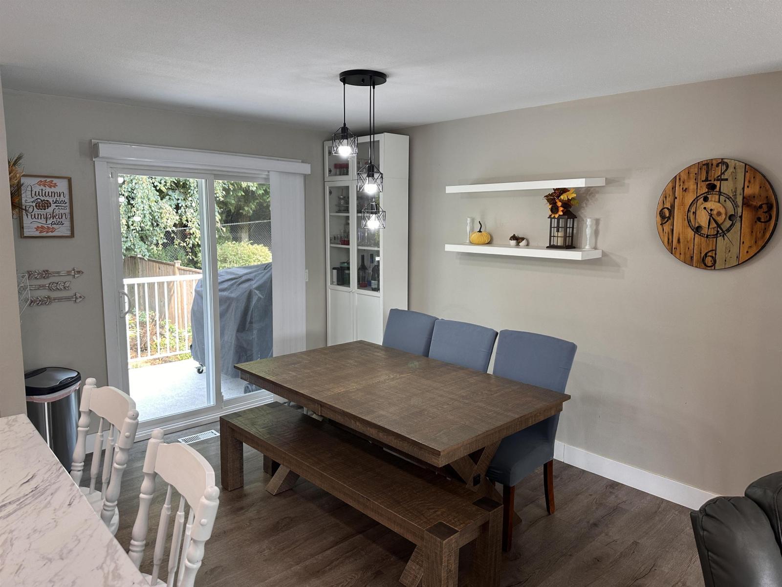 Photo 9 of 3785 Robson Drive, Abbotsford BC