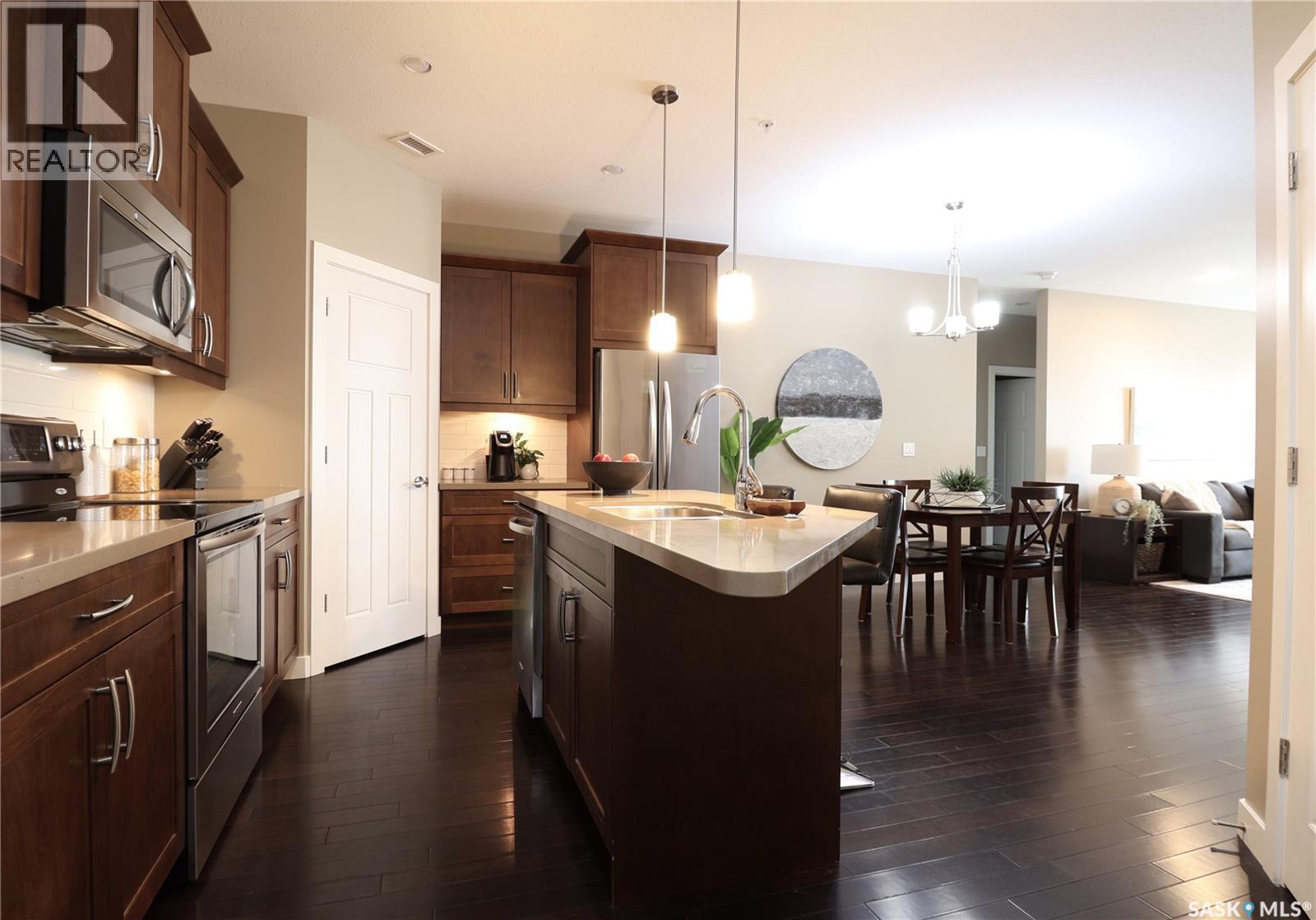 Photo 4 of 1104 2055 Rose Street, Regina SK
