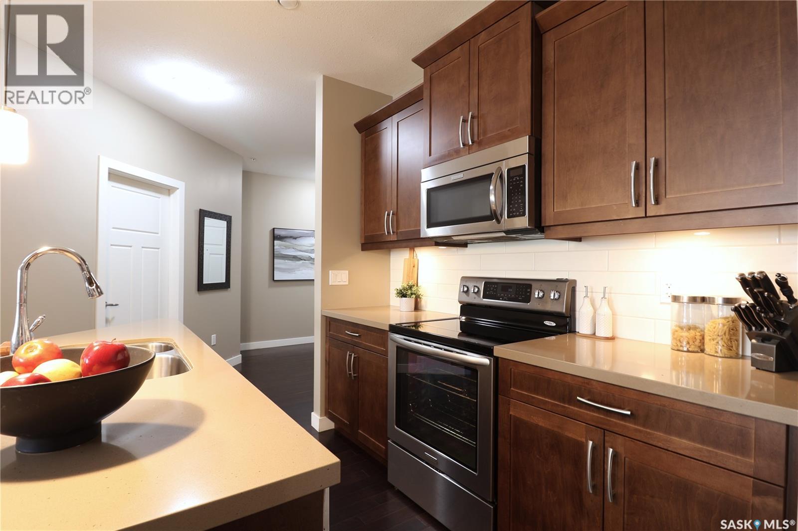 Photo 6 of 1104 2055 Rose Street, Regina SK