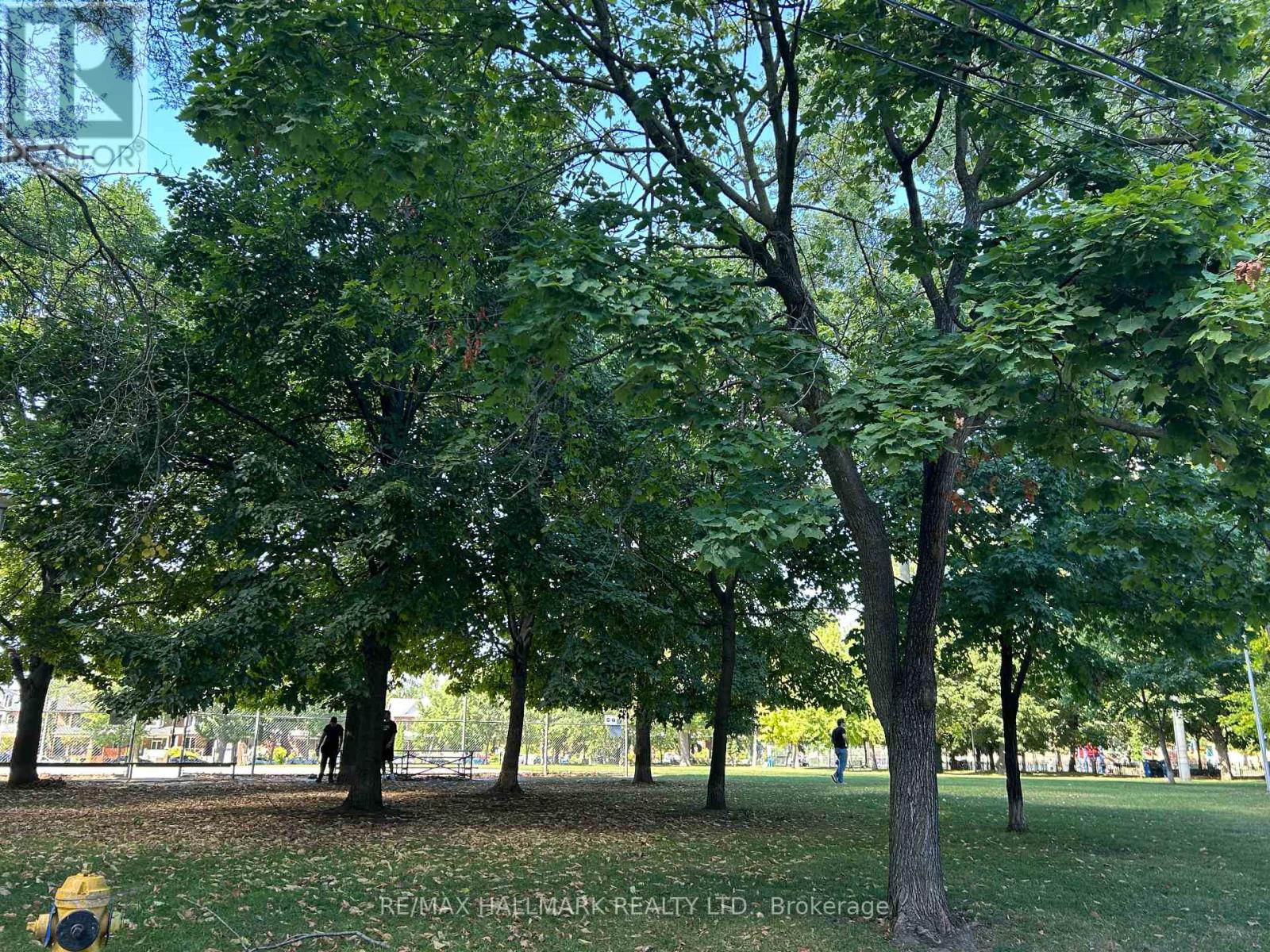 Photo 21 of 152 Bartlett Avenue, Toronto ON
