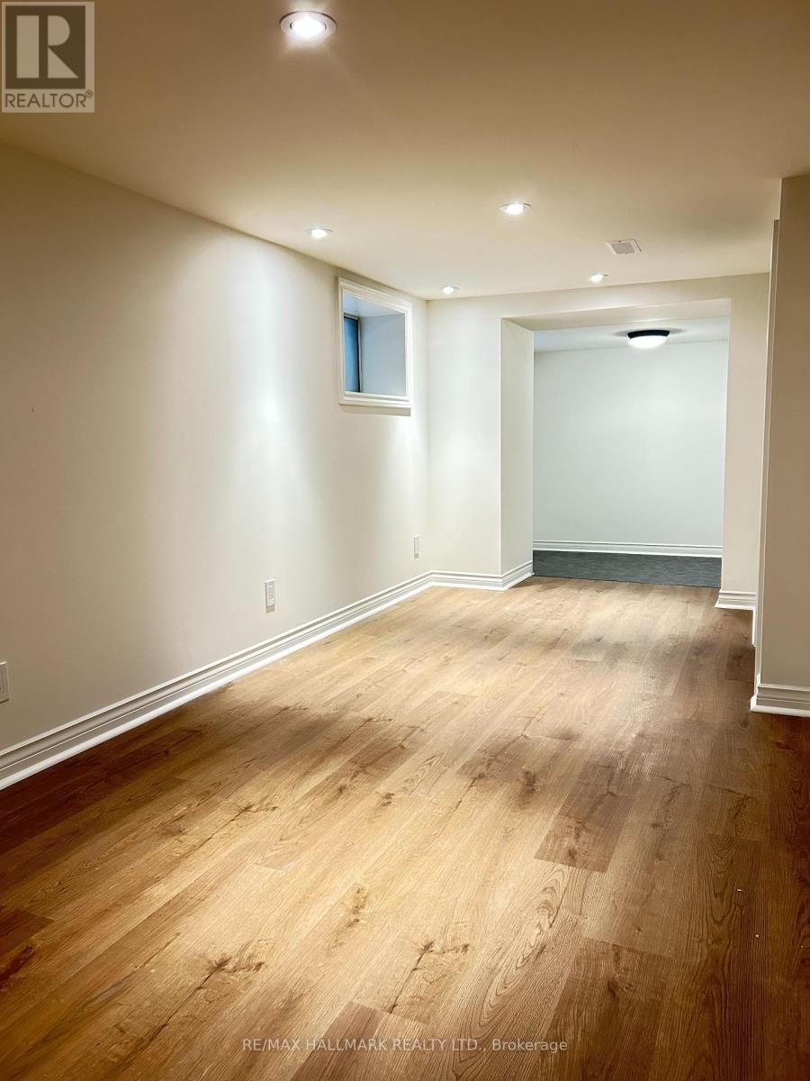 Photo 6 of 152 Bartlett Avenue, Toronto ON