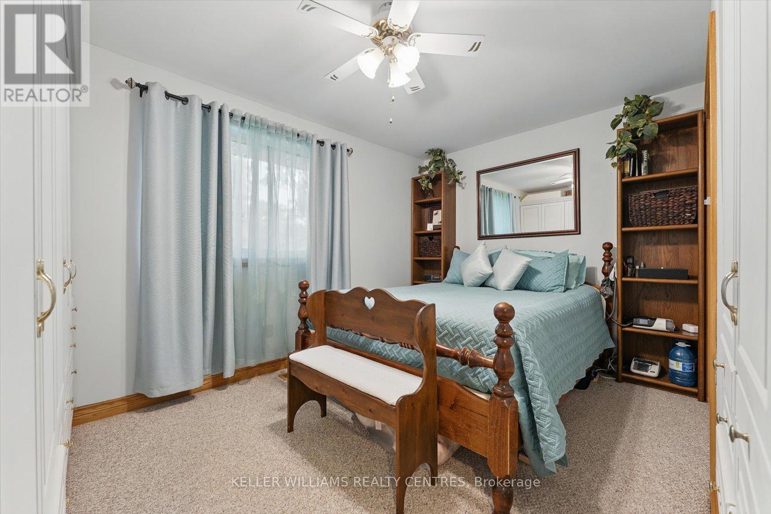 Photo 11 of 9 Thompson Drive, East Gwillimbury ON