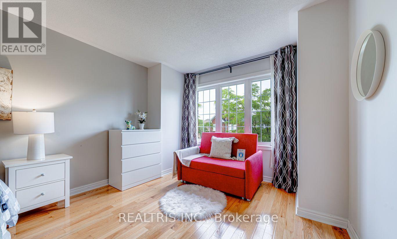 Photo 21 of 59 Honey Glen Avenue, Markham ON