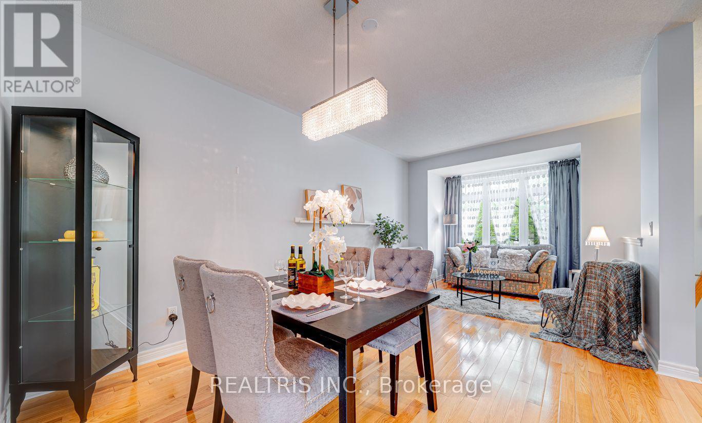 Photo 29 of 59 Honey Glen Avenue, Markham ON