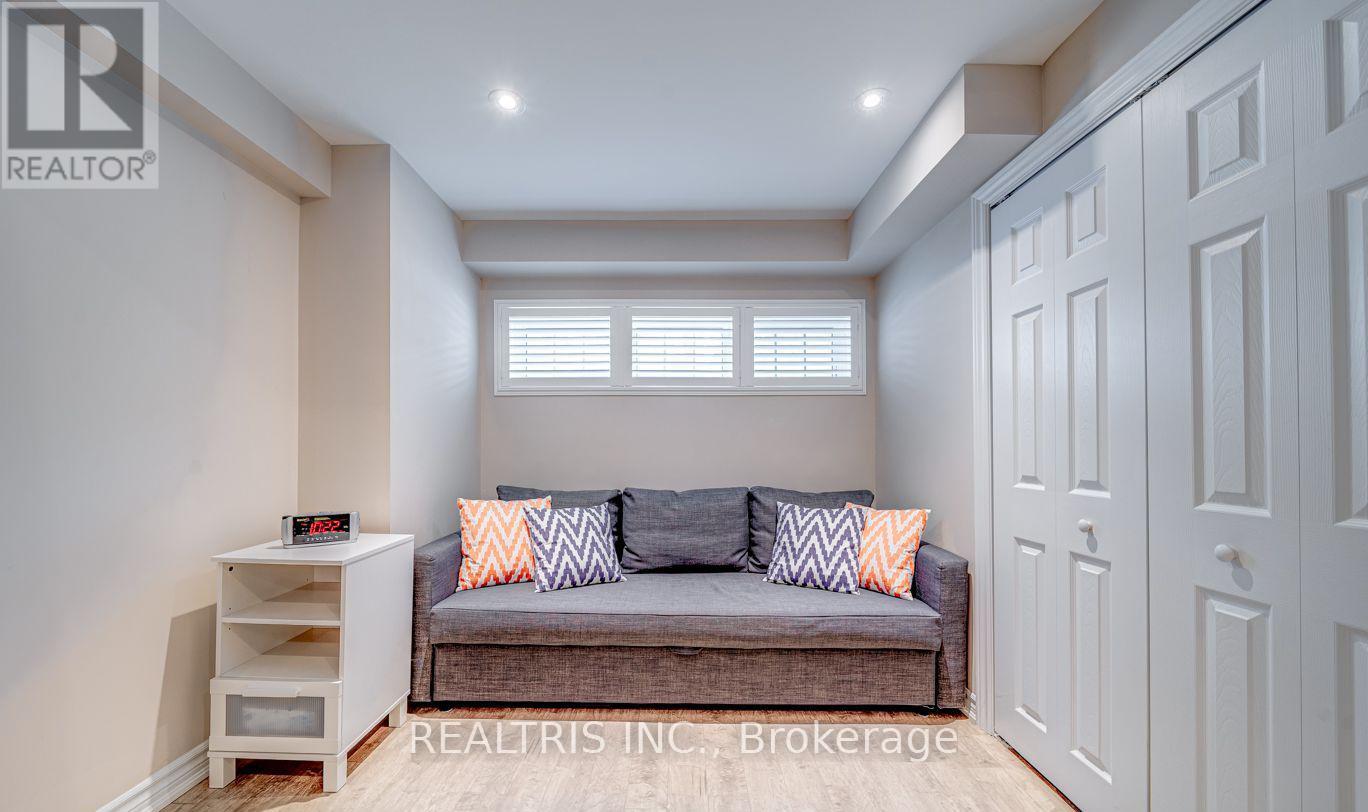 Photo 36 of 59 Honey Glen Avenue, Markham ON