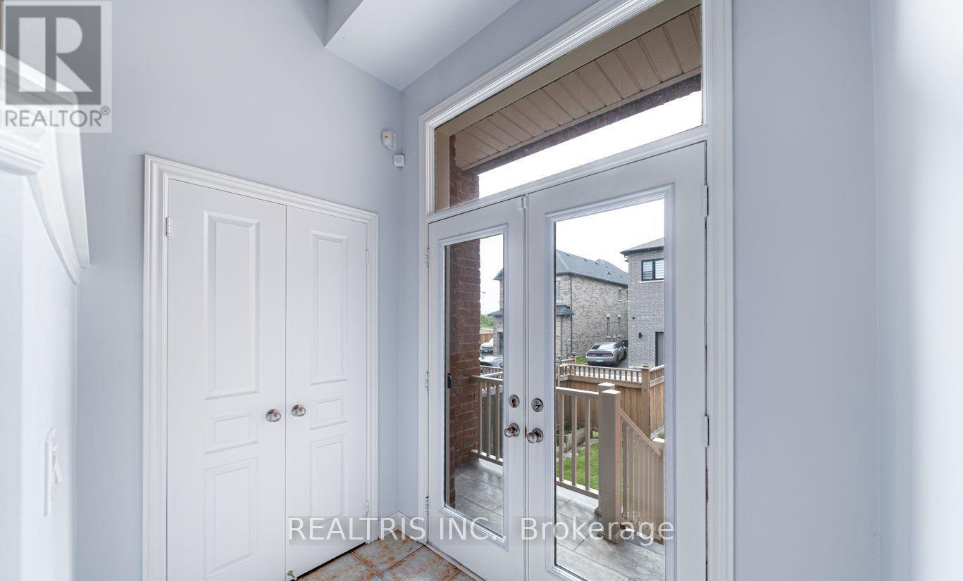 Photo 37 of 59 Honey Glen Avenue, Markham ON