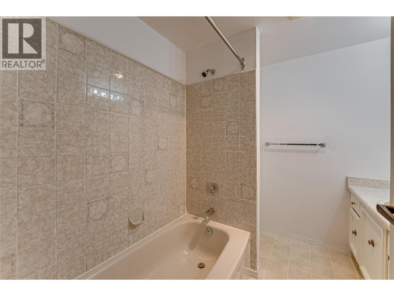 Photo 20 of 3901 32 Avenue Unit 208, Vernon BC