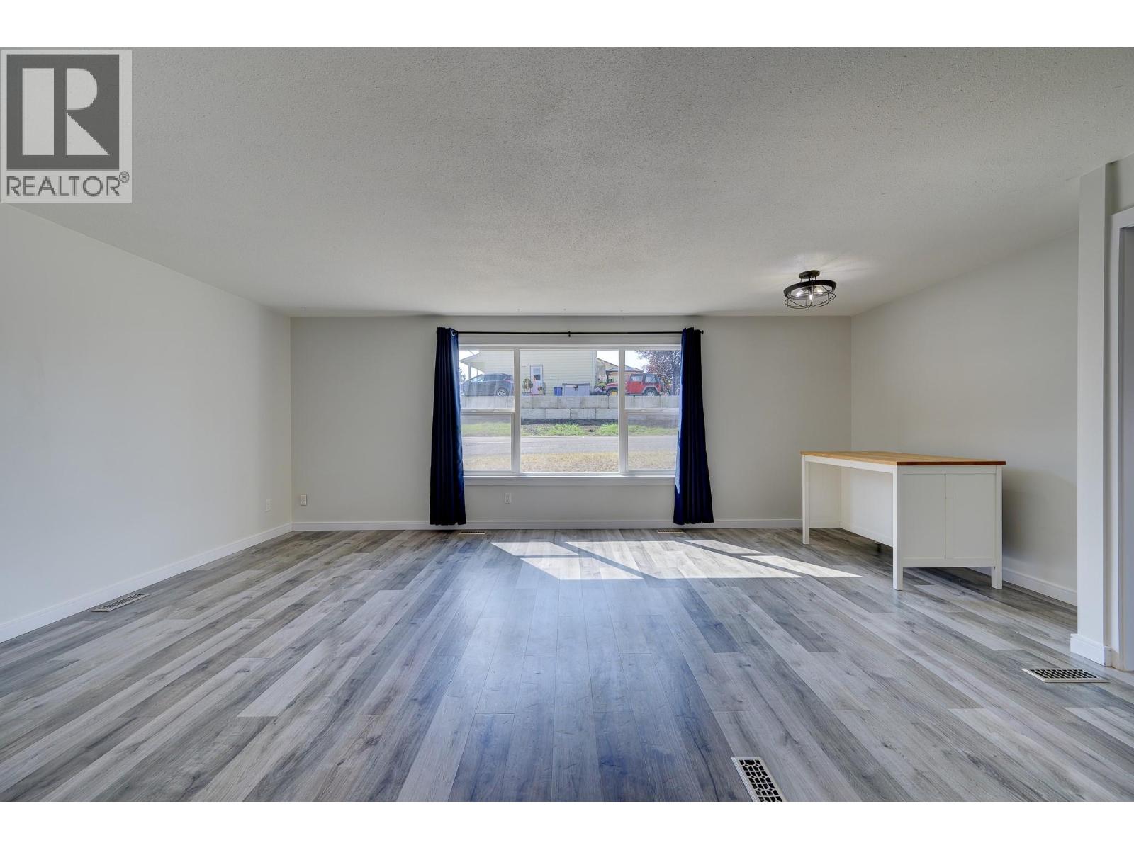397 BASALT Drive, Logan Lake