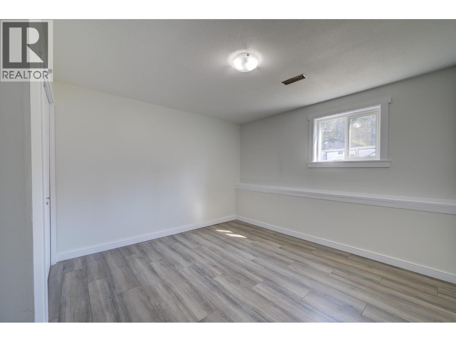 397 BASALT Drive, Logan Lake