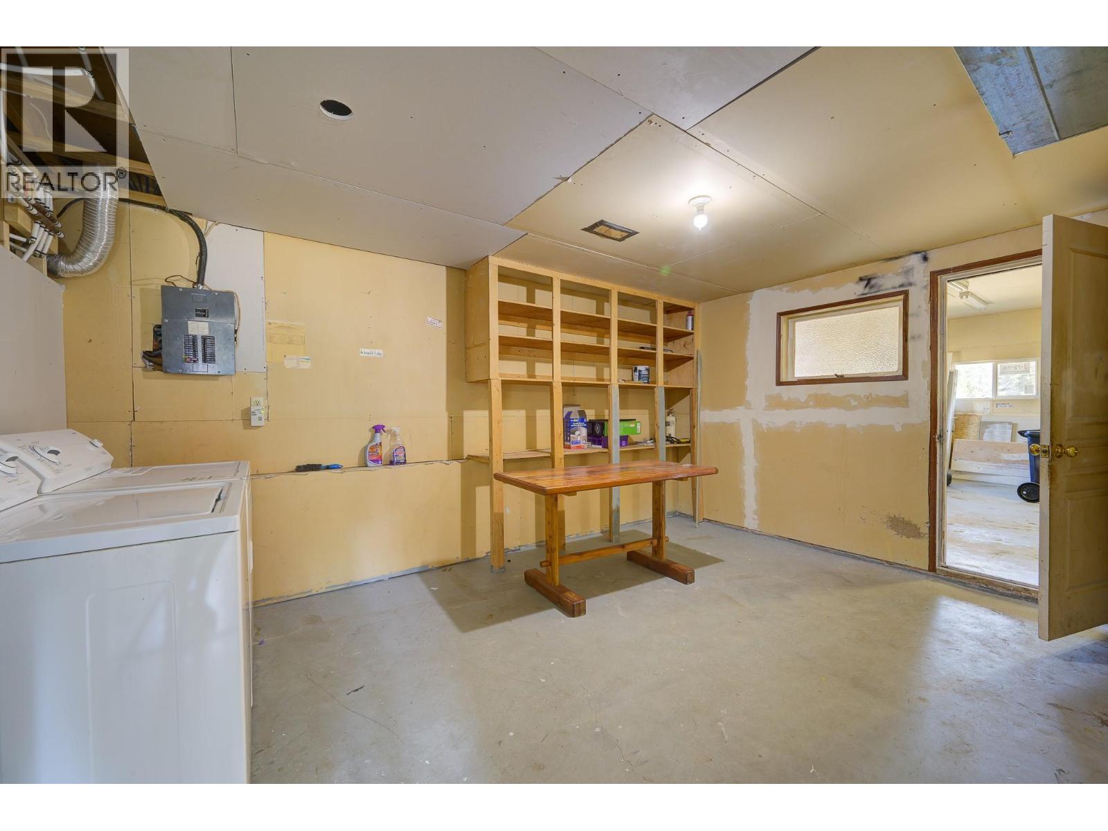 397 BASALT Drive, Logan Lake